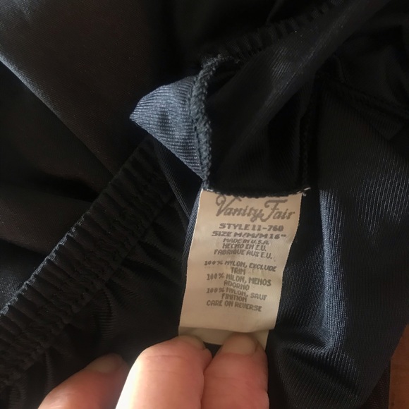 Bundle of 2 Vintage 80's  Black 1/2 Slips - Picture 5 of 8